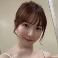 葵百合香