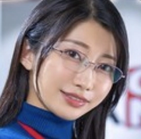 生日:2000年1月1日
星座:摩羯座
身長:168cm
三圍:胸 88 腰 60 臀 90
罩杯:F
特徵:美人 美乳 膚白 大乳房 女人味 長相溫柔 鄰家女 知性風 SOD女子社員
