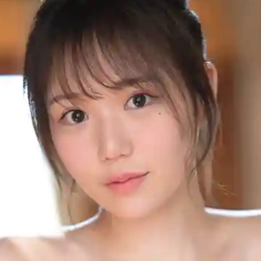 生日:2004年10月4日
星座:天秤座
身長:170cm
三圍:胸 102 腰 67 臀 92
罩杯:J
特徵:美人 美乳 美腳 膚白 女人味 性感 天然 大眼睛 美少女 美臀 長相清純 長相可愛 別致顔值 萌妹子 修長癡體 娃娃臉 極上巨乳 極上身材 極上美臀 職業模特 高妹子 寫真女郎