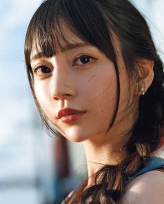 七沢みあ