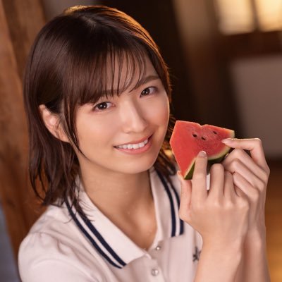 仓本堇