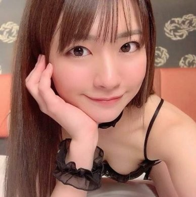 東條なつ